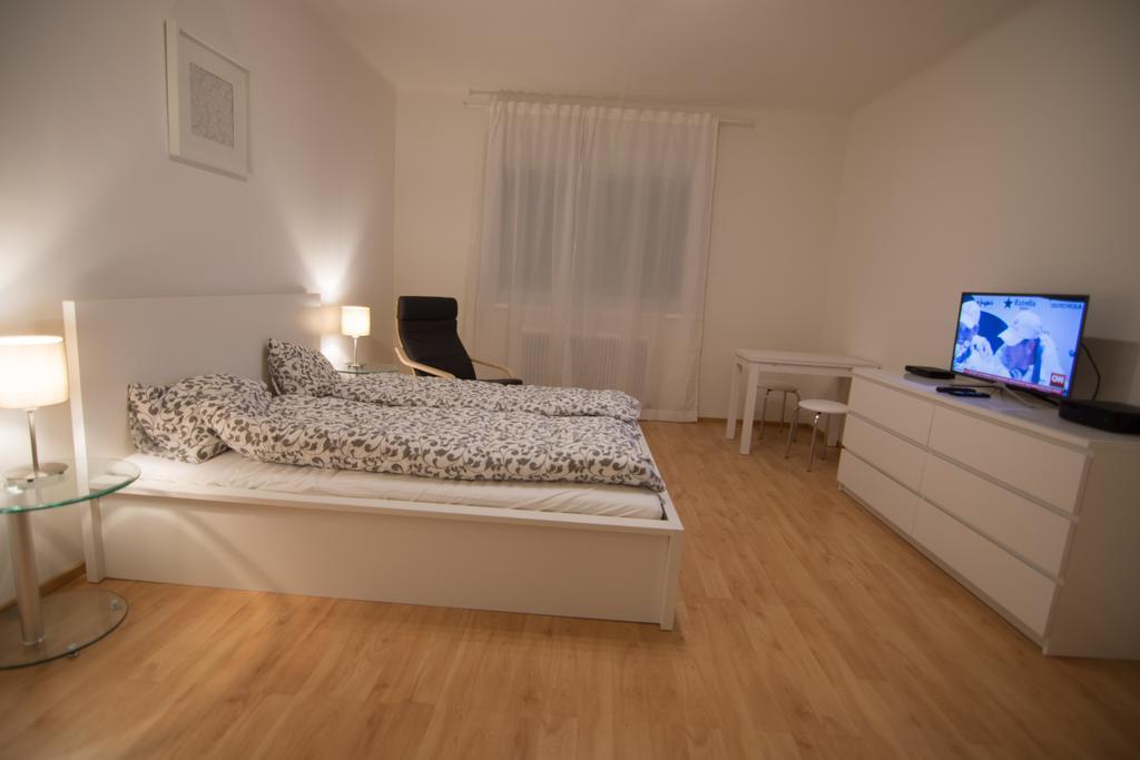 Modern Apartment At Rathaus Bécs Kültér fotó